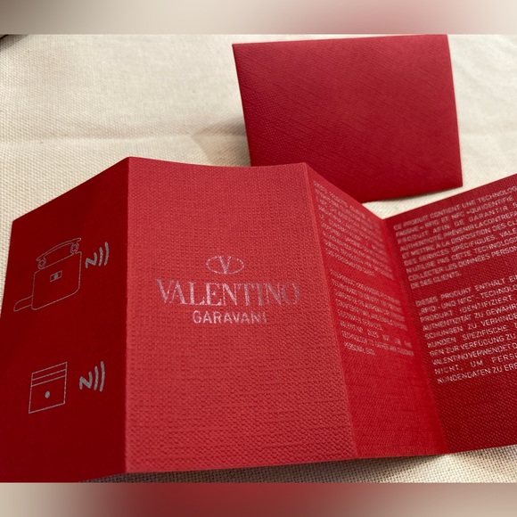 VALENTINO GARAVANI large leather tote - Picture 16 of 16